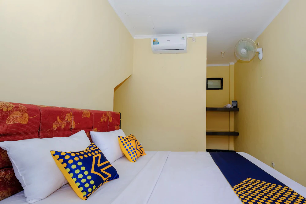 Hotel Elen by OYO Rooms