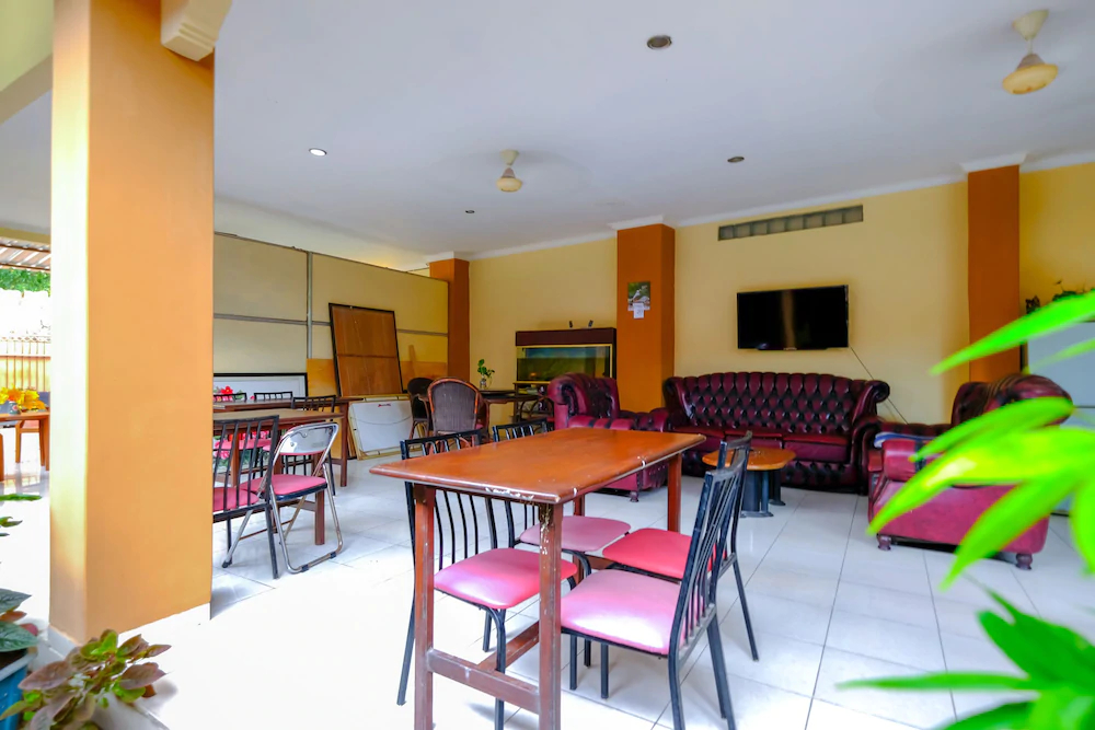 Hotel Elen by OYO Rooms