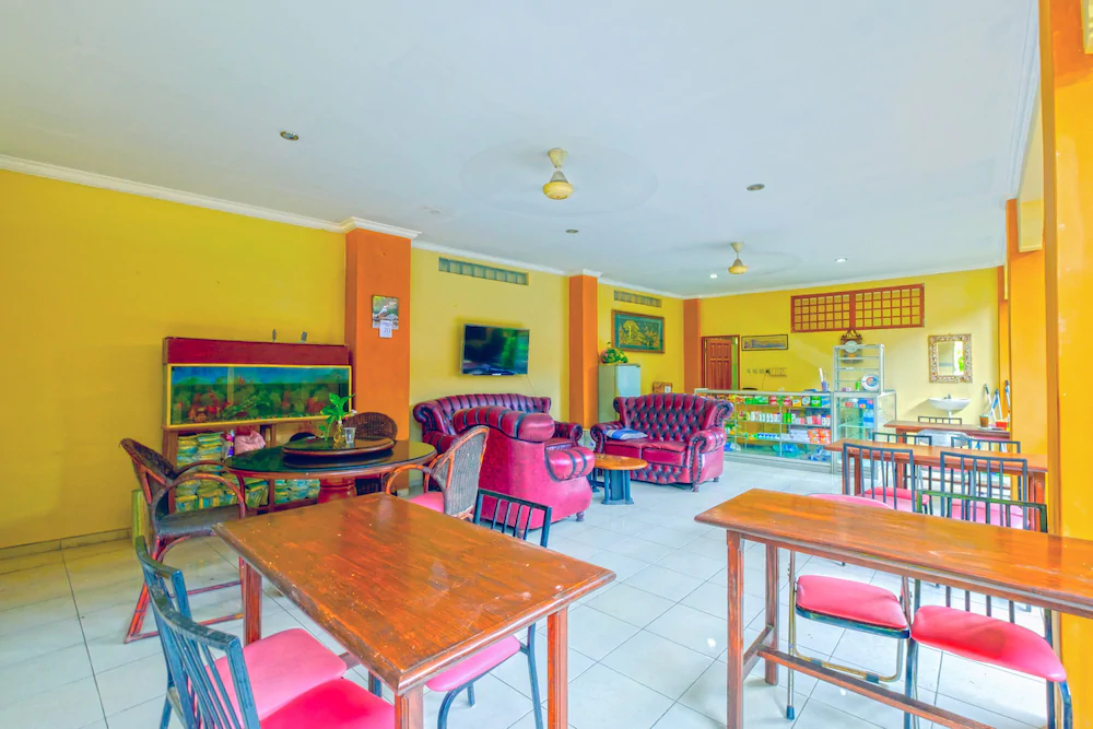 Hotel Elen by OYO Rooms