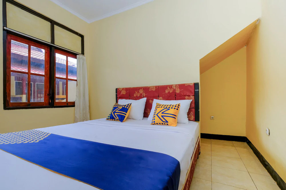 Hotel Elen by OYO Rooms
