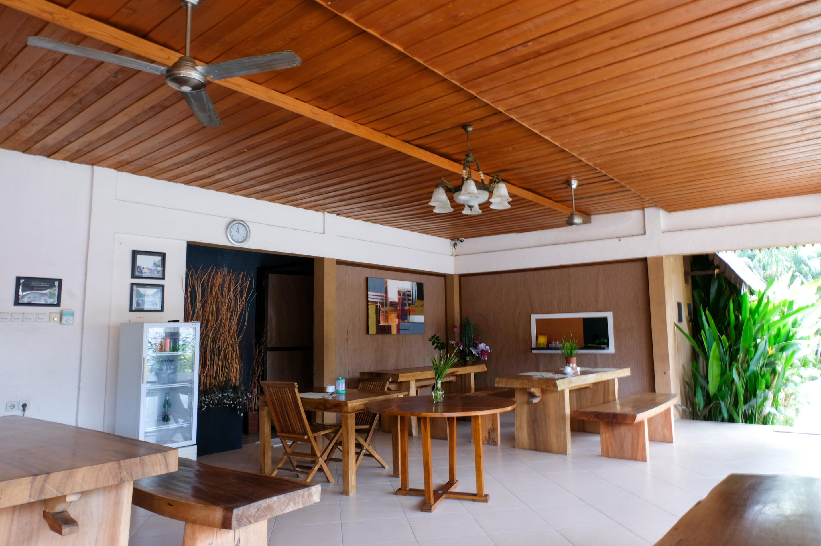 RedDoorz Plus @ Raya Senggigi Lombok