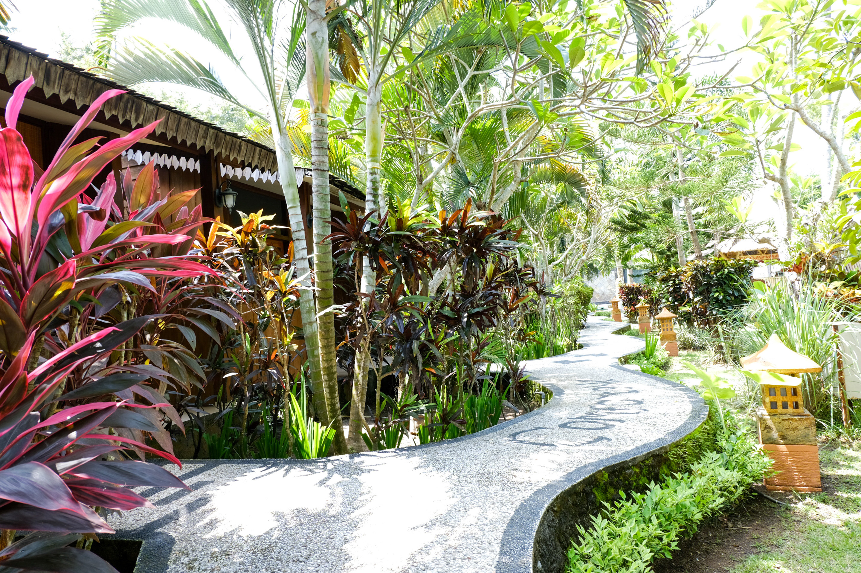 RedDoorz Plus @ Raya Senggigi Lombok