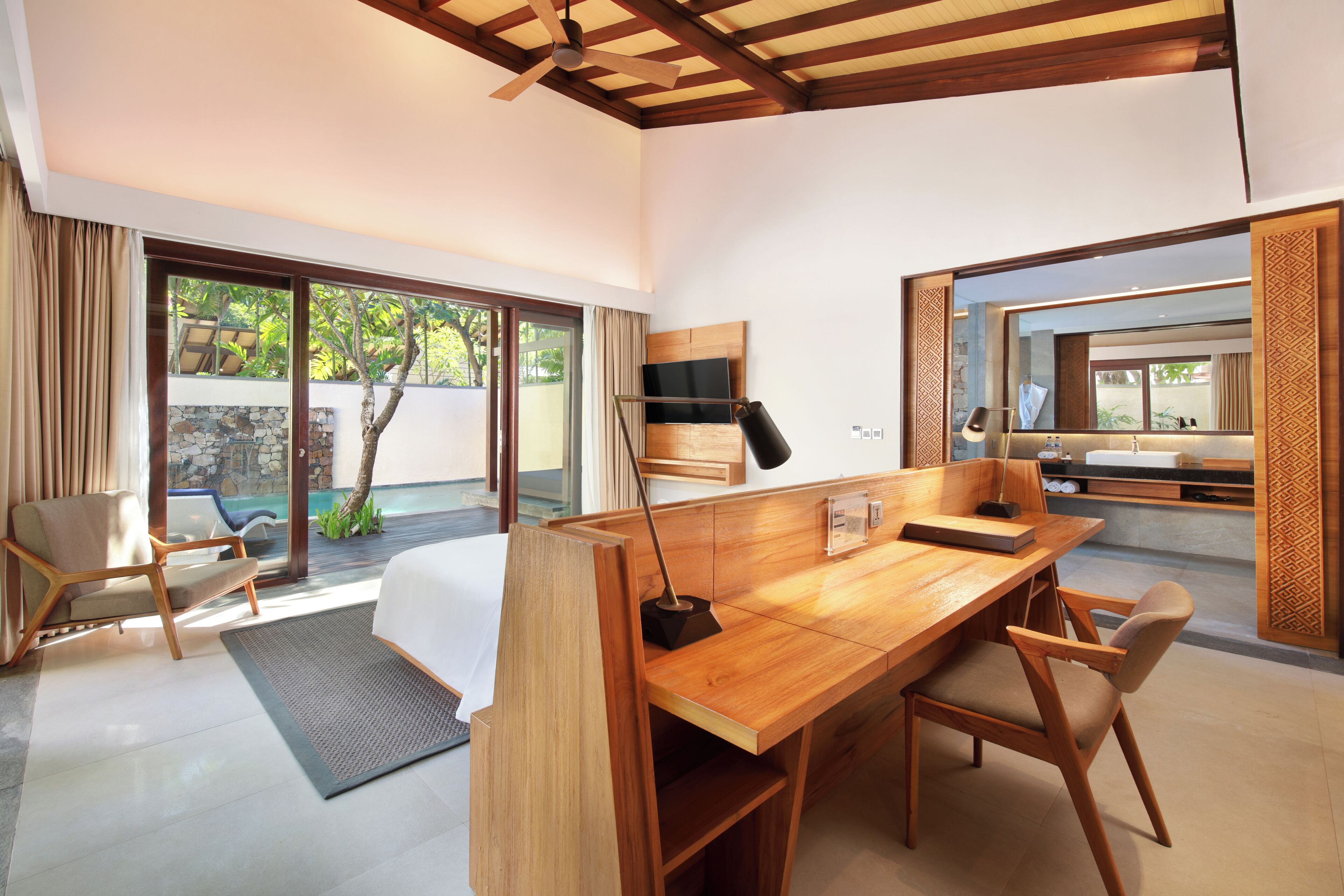 Katamaran Hotel & Resort