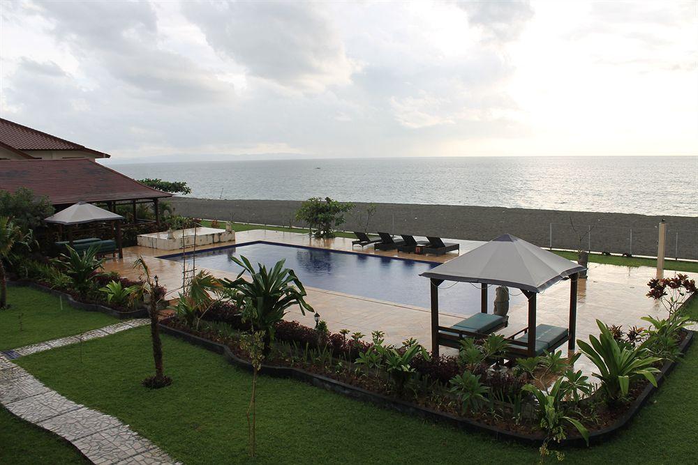 Lombok Beach Villa