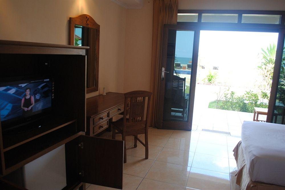 Lombok Beach Villa
