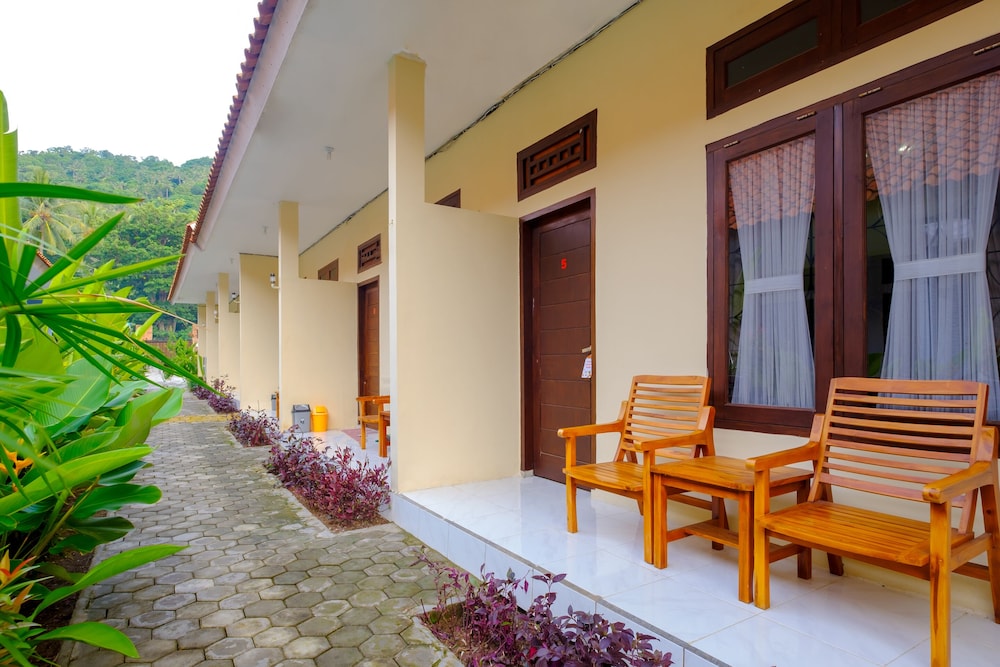 Mangsit Garden Homestay by OYO Rooms