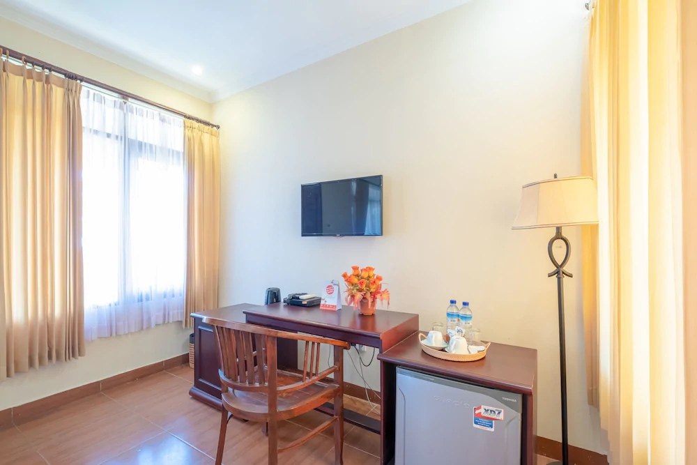 Mascot Beach Resort by OYO Rooms