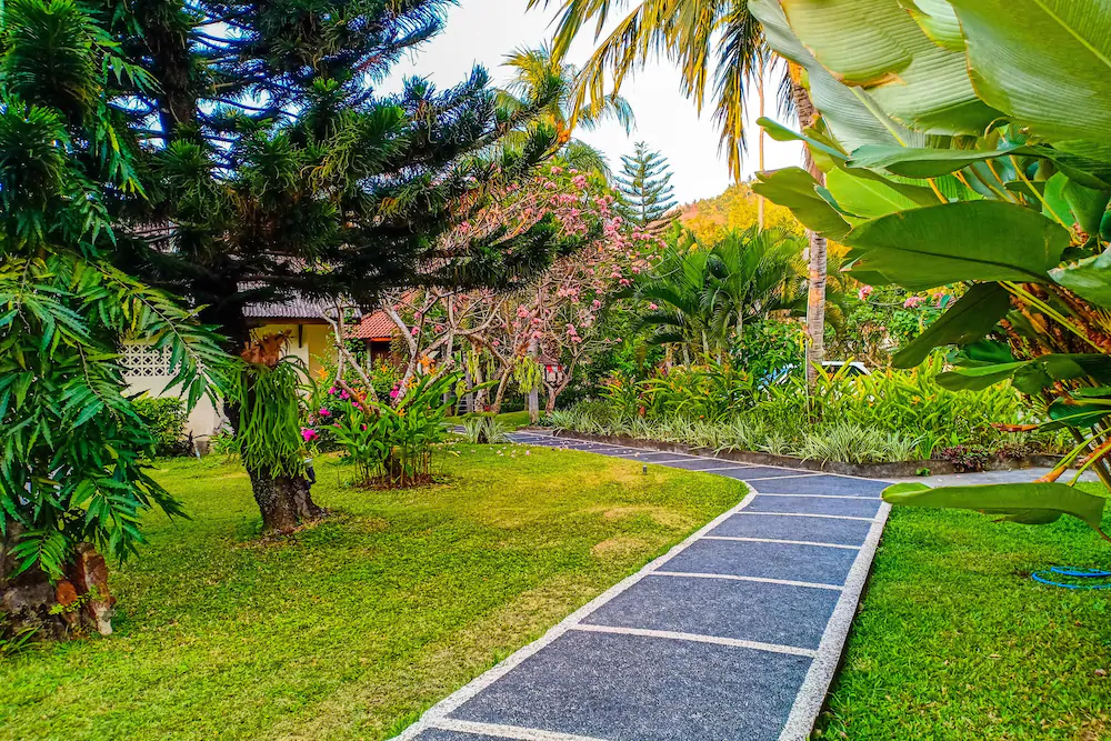 Mascot Beach Resort by OYO Rooms