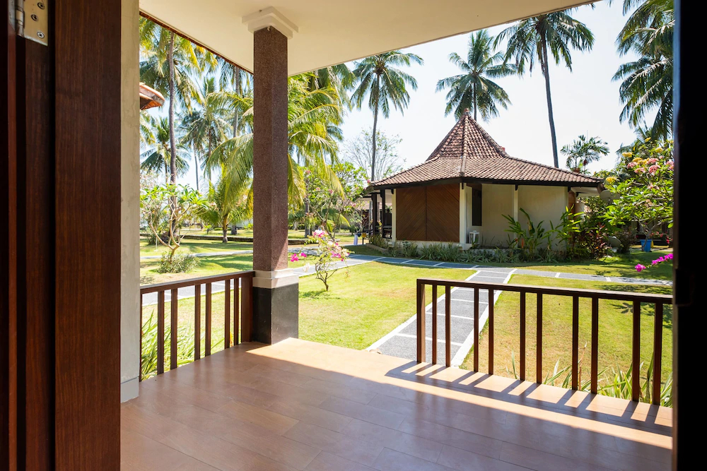 Mascot Beach Resort by OYO Rooms