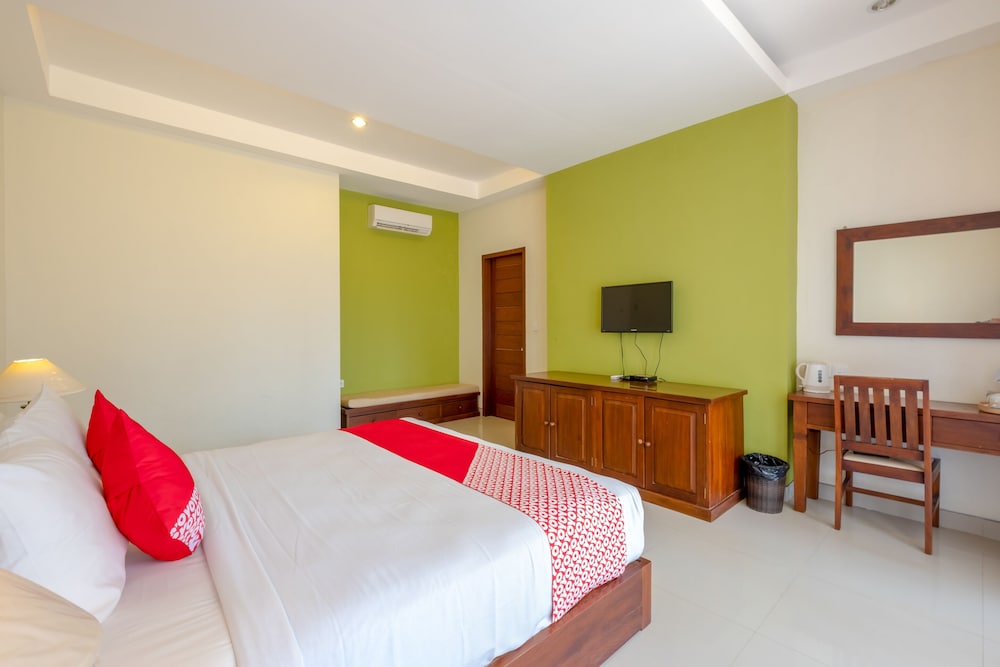 Mascot Beach Resort by OYO Rooms