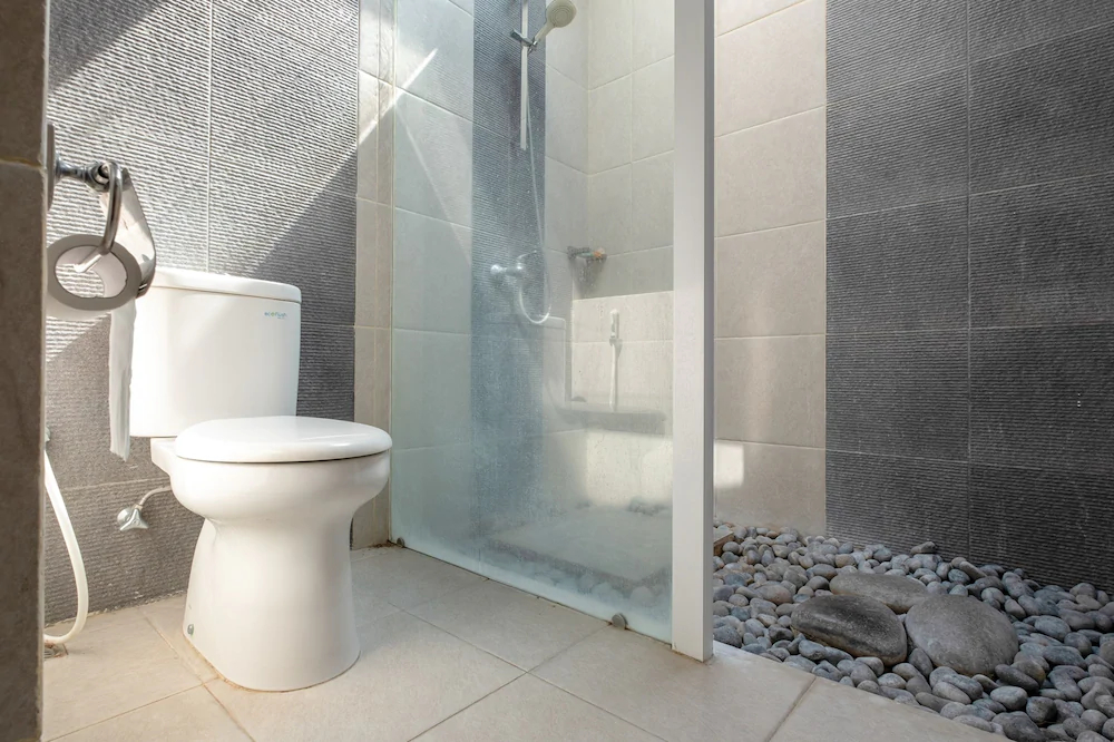 Mascot Beach Resort by OYO Rooms