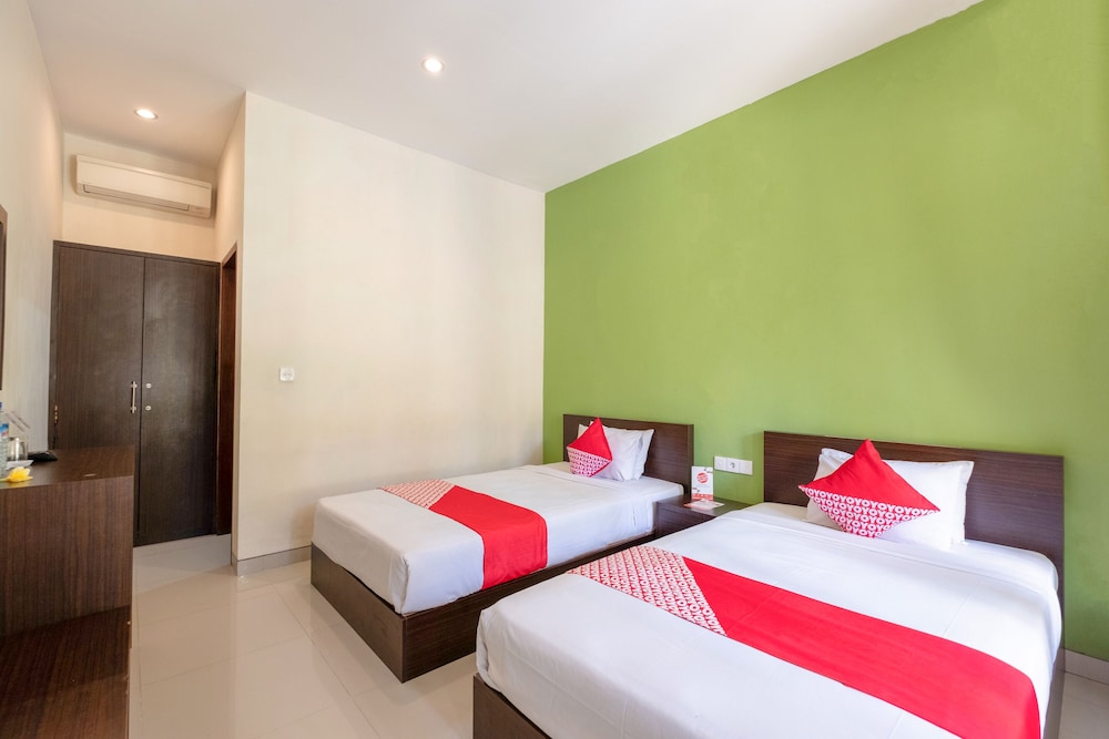 Mascot Beach Resort by OYO Rooms