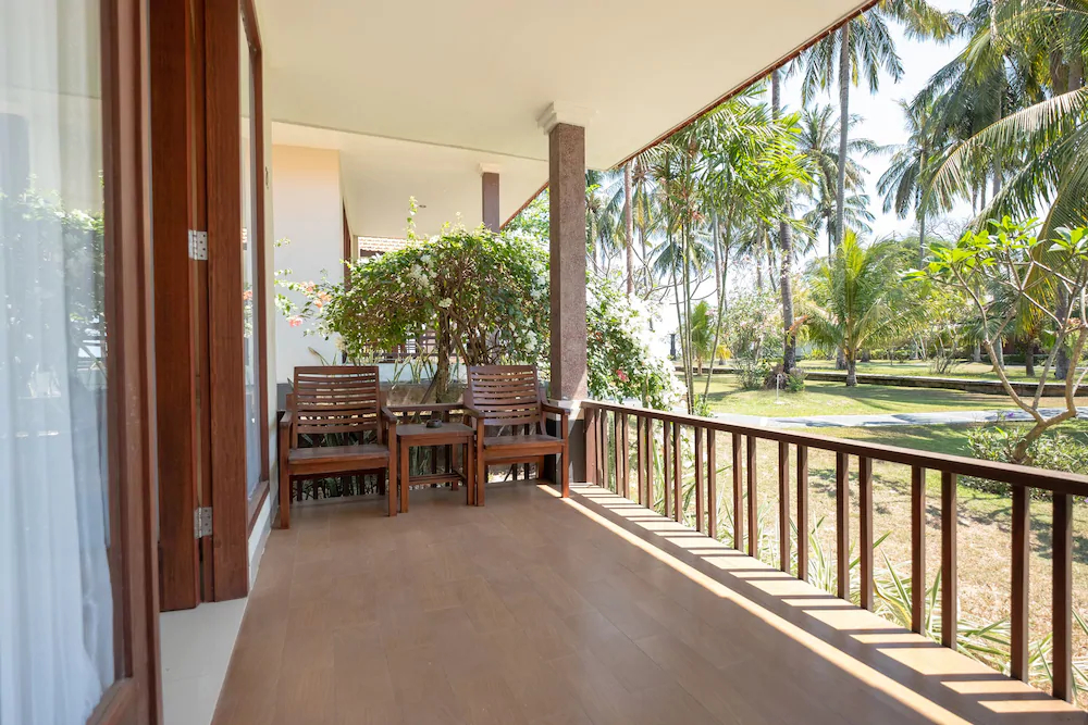 Mascot Beach Resort by OYO Rooms
