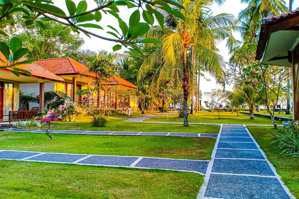 Mascot Beach Resort by OYO Rooms