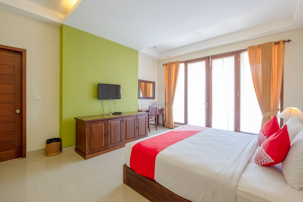 Mascot Beach Resort by OYO Rooms