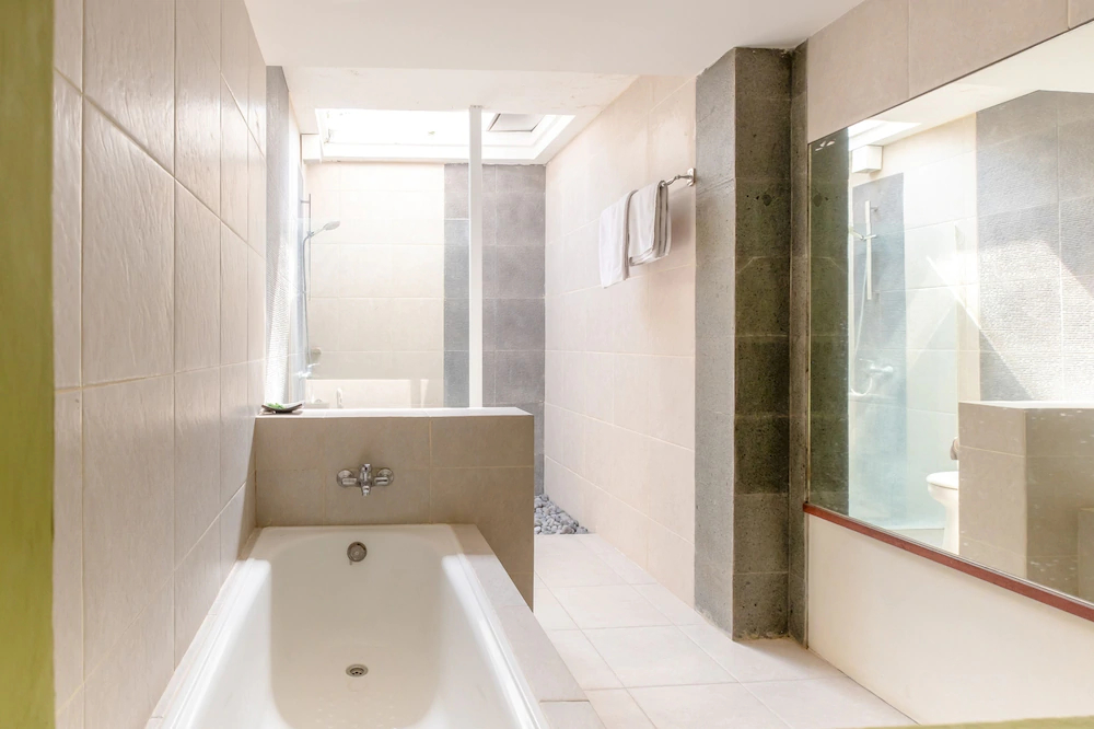 Mascot Beach Resort by OYO Rooms
