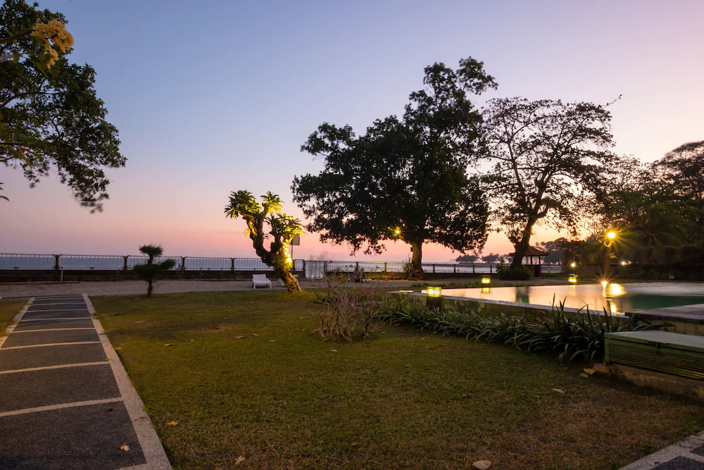 Mascot Beach Resort by OYO Rooms