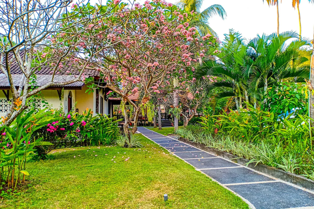 Mascot Beach Resort by OYO Rooms