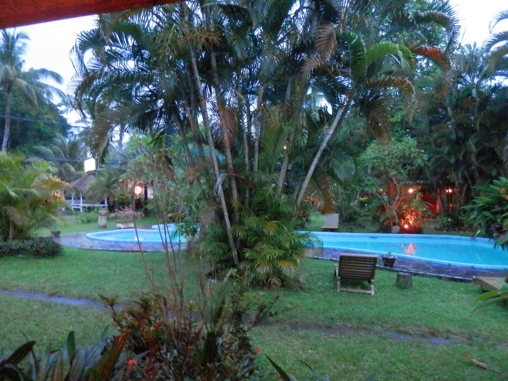 Hotel Besar Bulan Baru