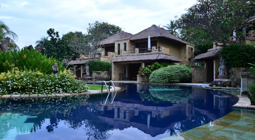 Pool Villa Club