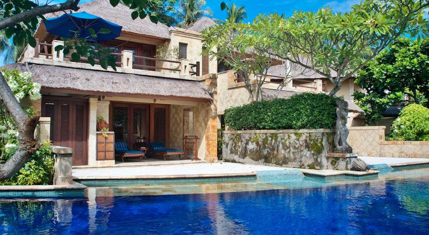 Pool Villa Club