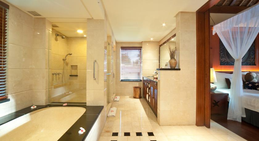 Pool Villa Club