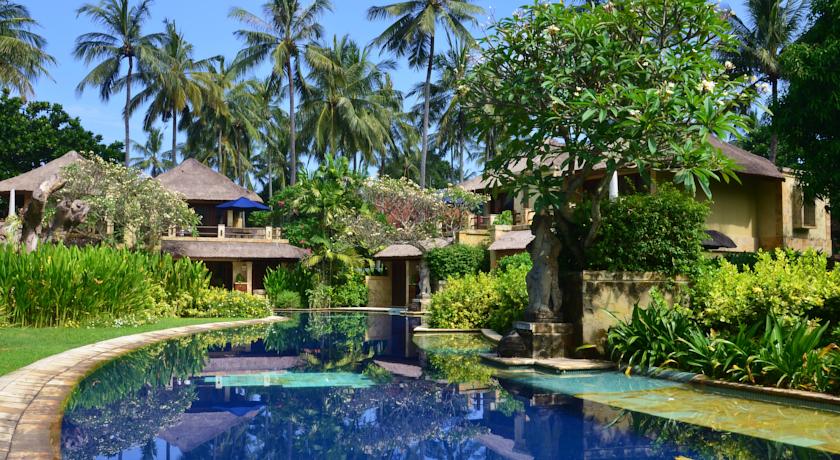 Pool Villa Club