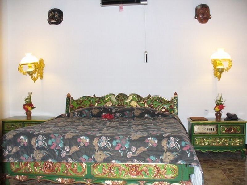 Puri Bunga Beach Cottages