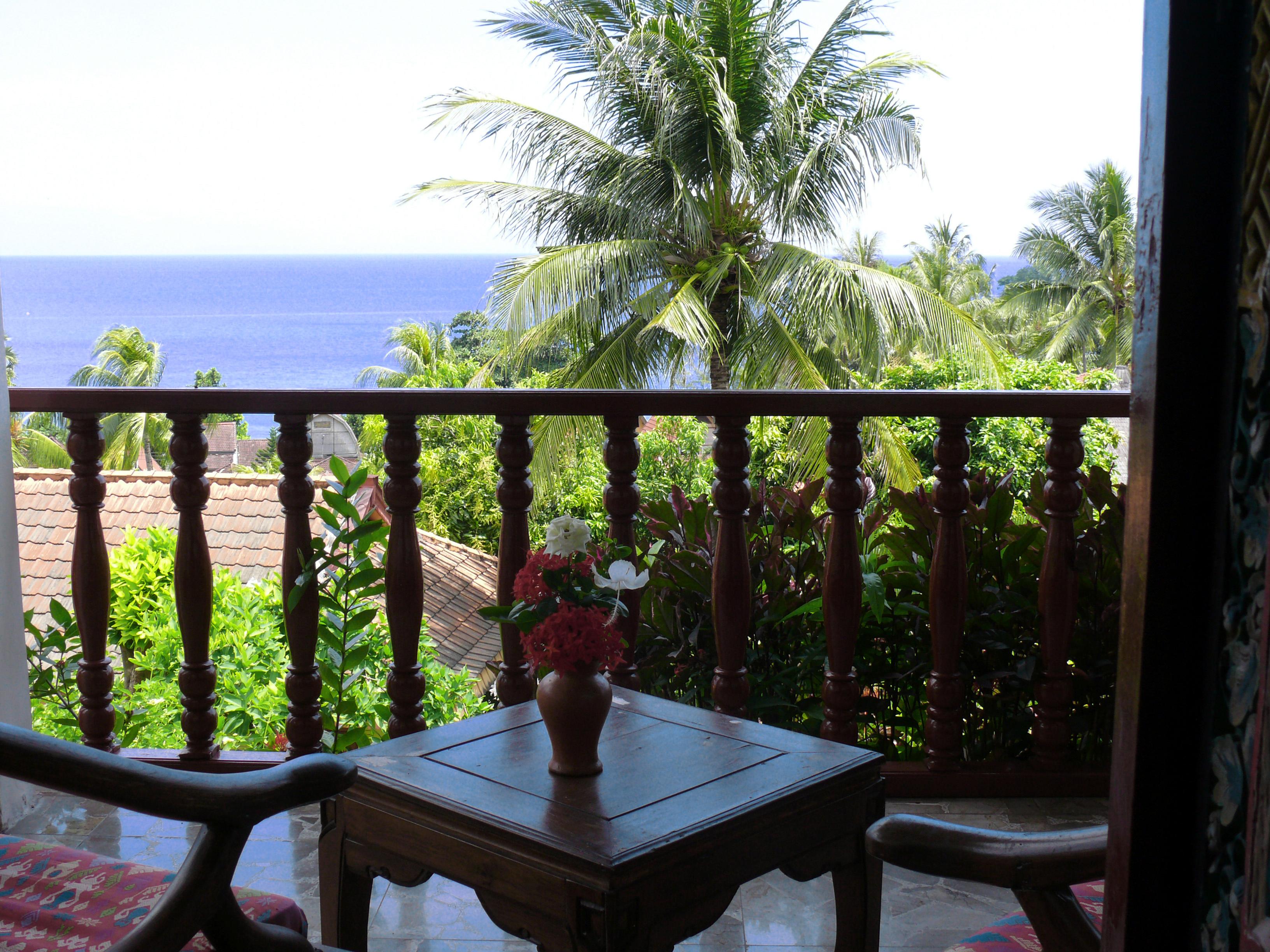 Puri Bunga Beach Cottages