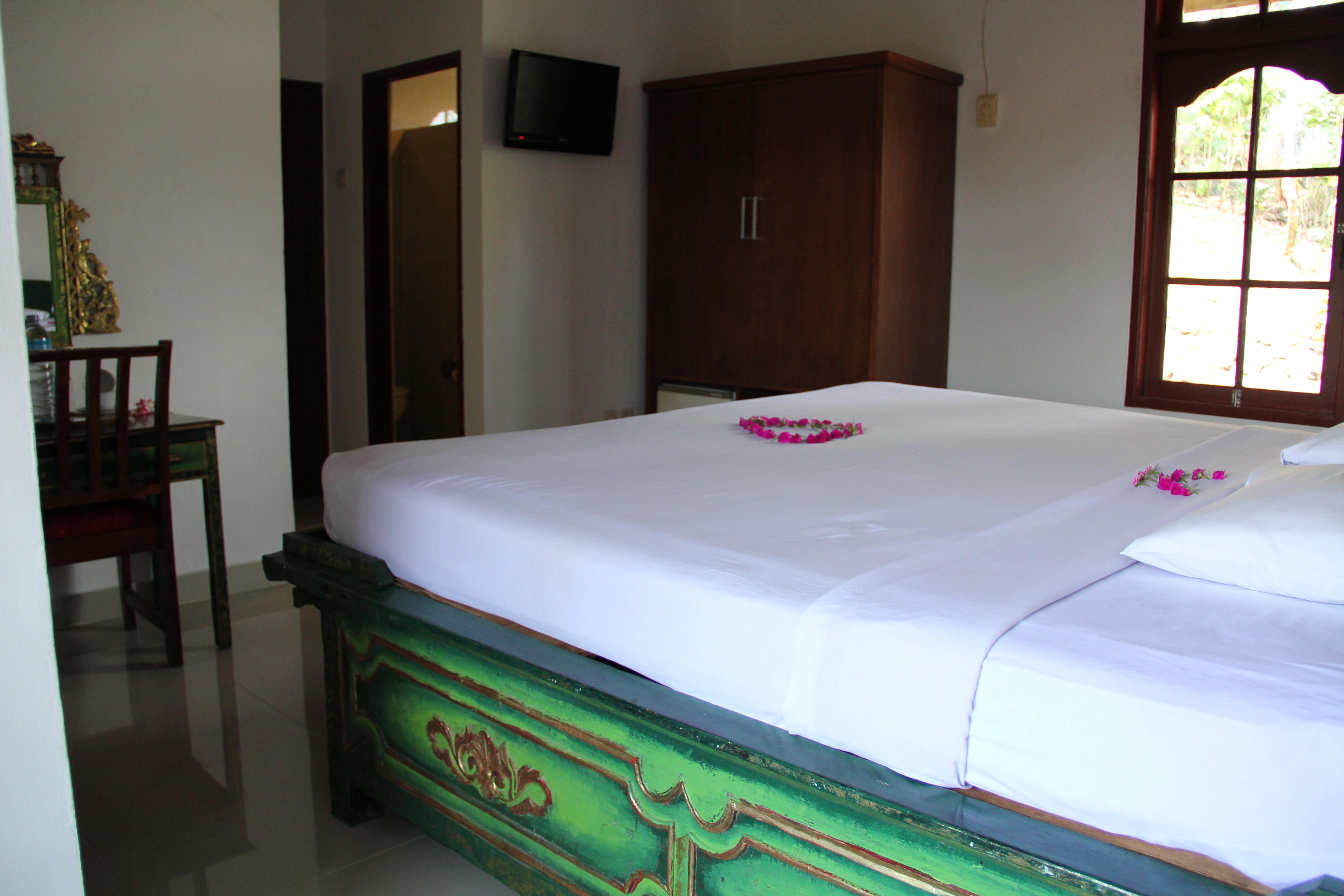 Puri Bunga Beach Cottages