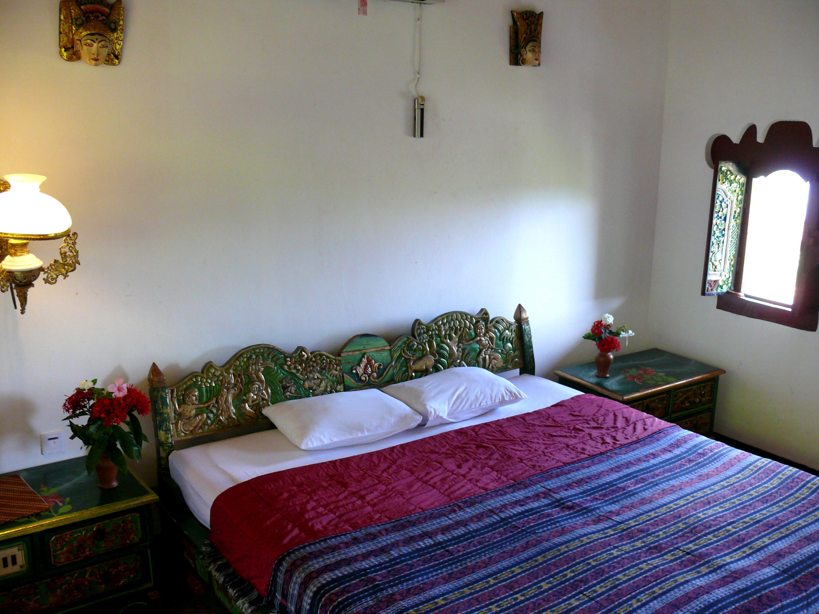 Puri Bunga Beach Cottages