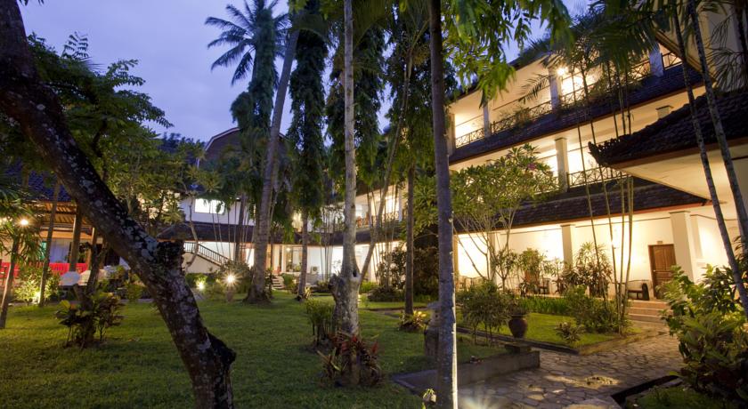 Puri Saron Senggigi Hotel