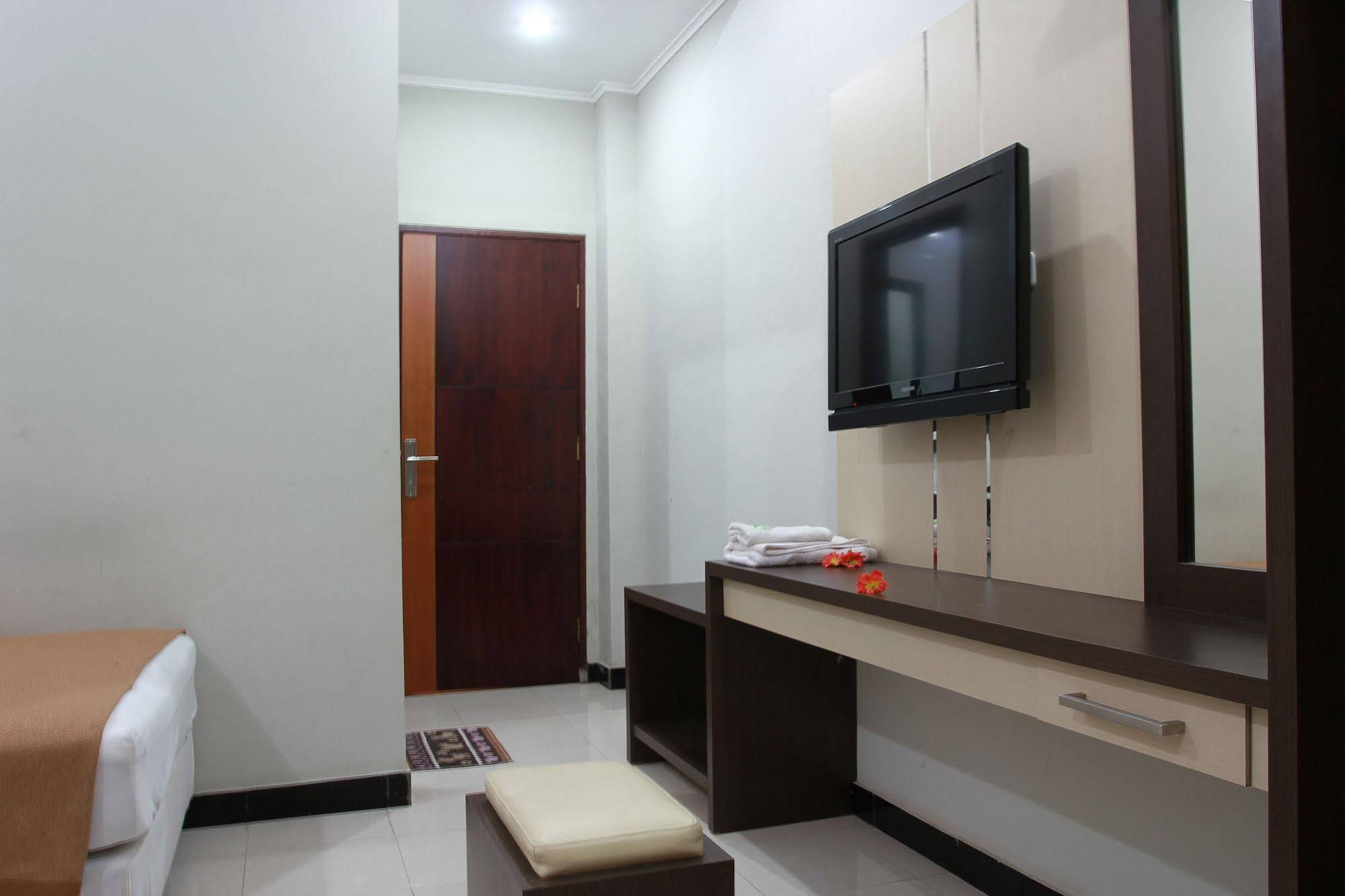 Puri Senggigi Hotel