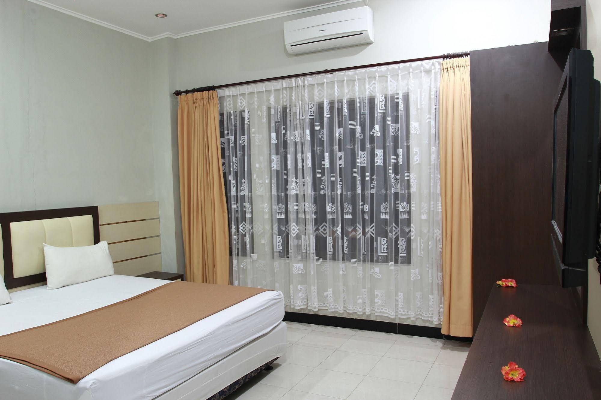 Puri Senggigi Hotel