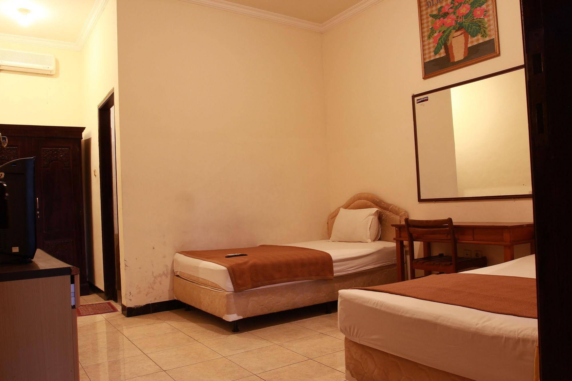 Puri Senggigi Hotel
