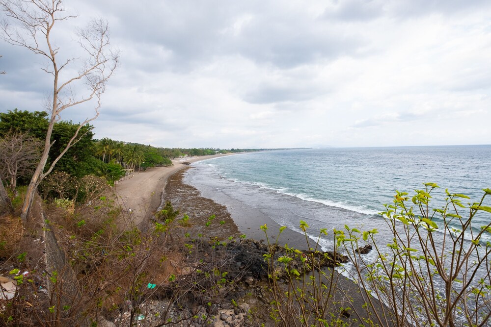 Senggigi Hill View Homestay by OYO Rooms