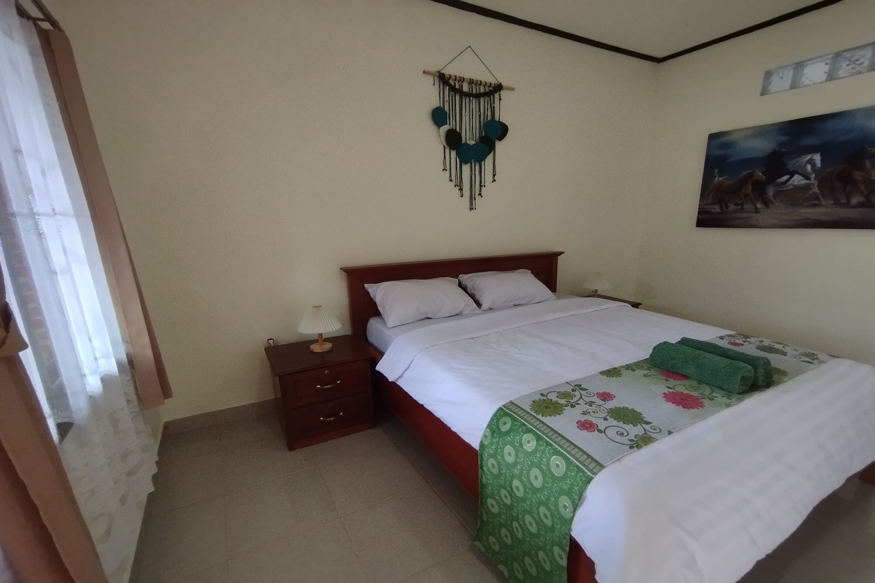Spot On 93739 Insanta Hotel