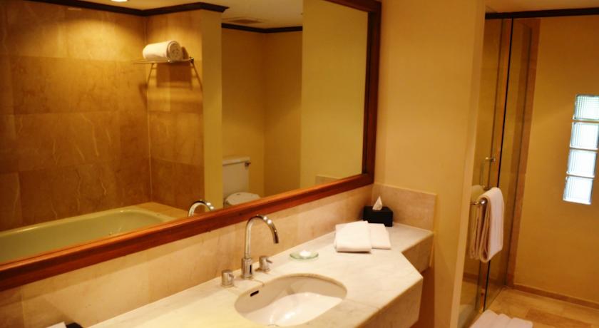 The Santosa Villas & Resort Lombok