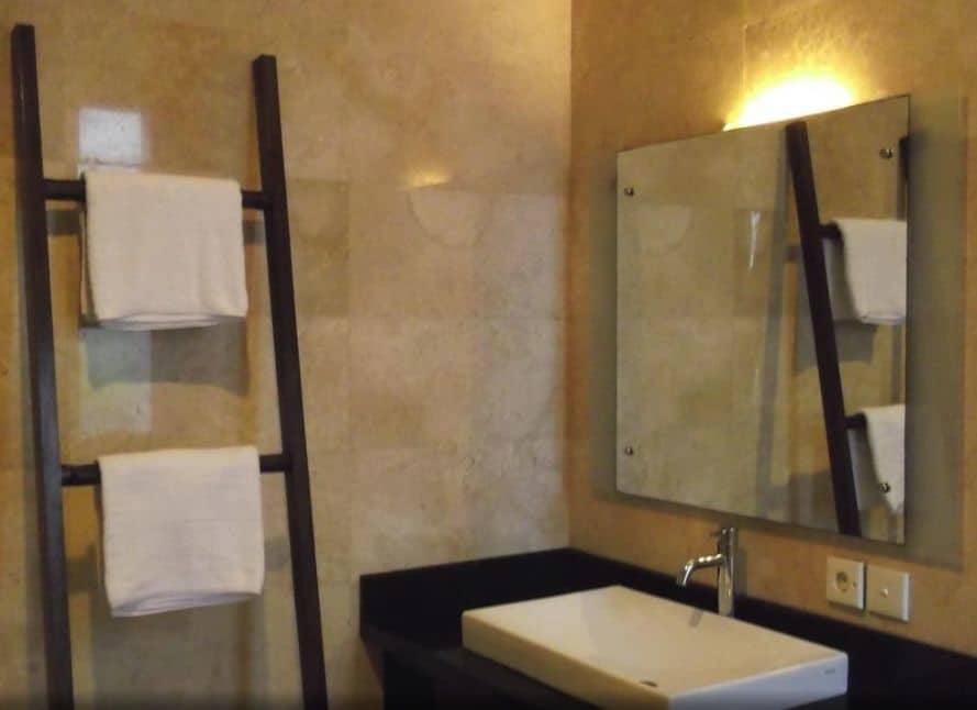 Villa Indah Batu Layar