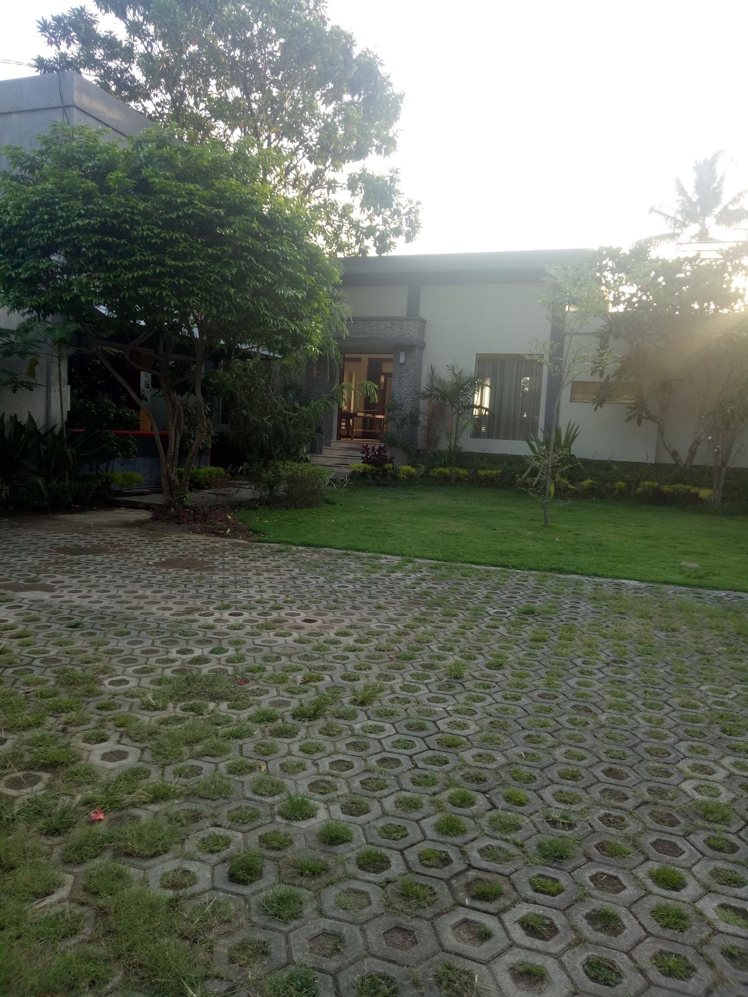 Villa Indah Batu Layar