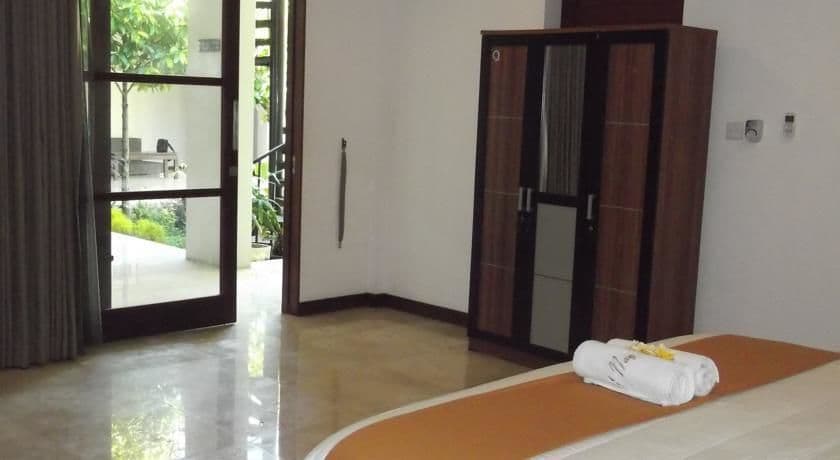 Villa Indah Batu Layar