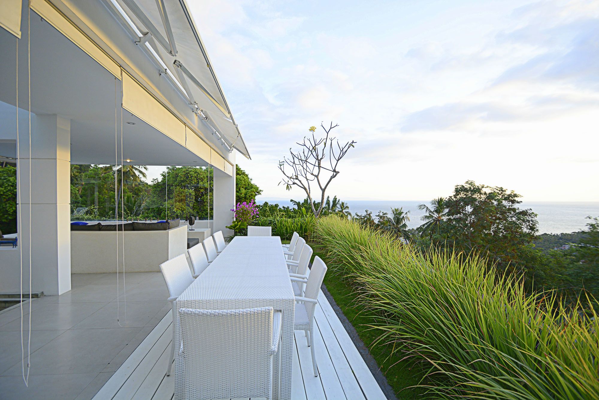 Villa L