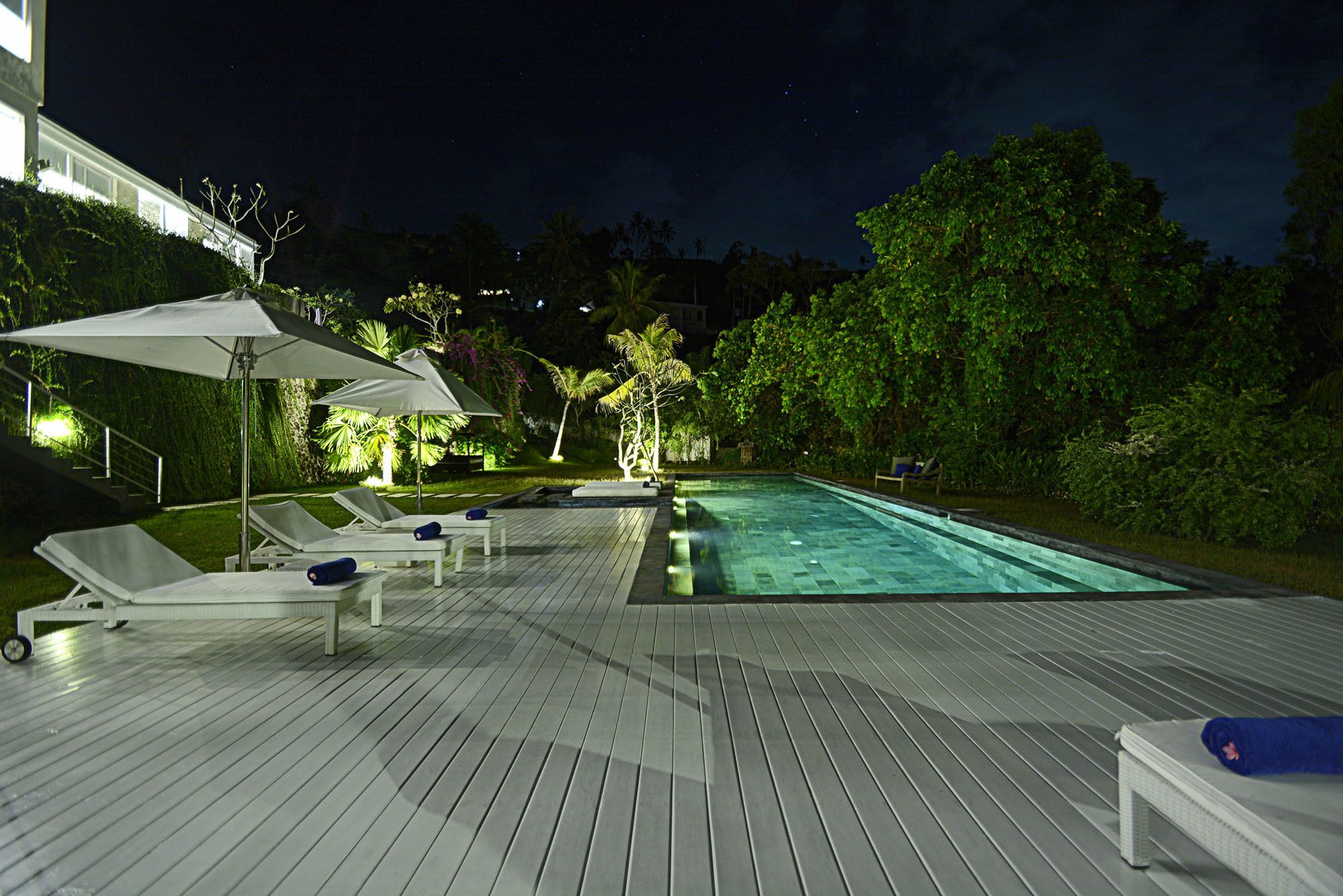 Villa L