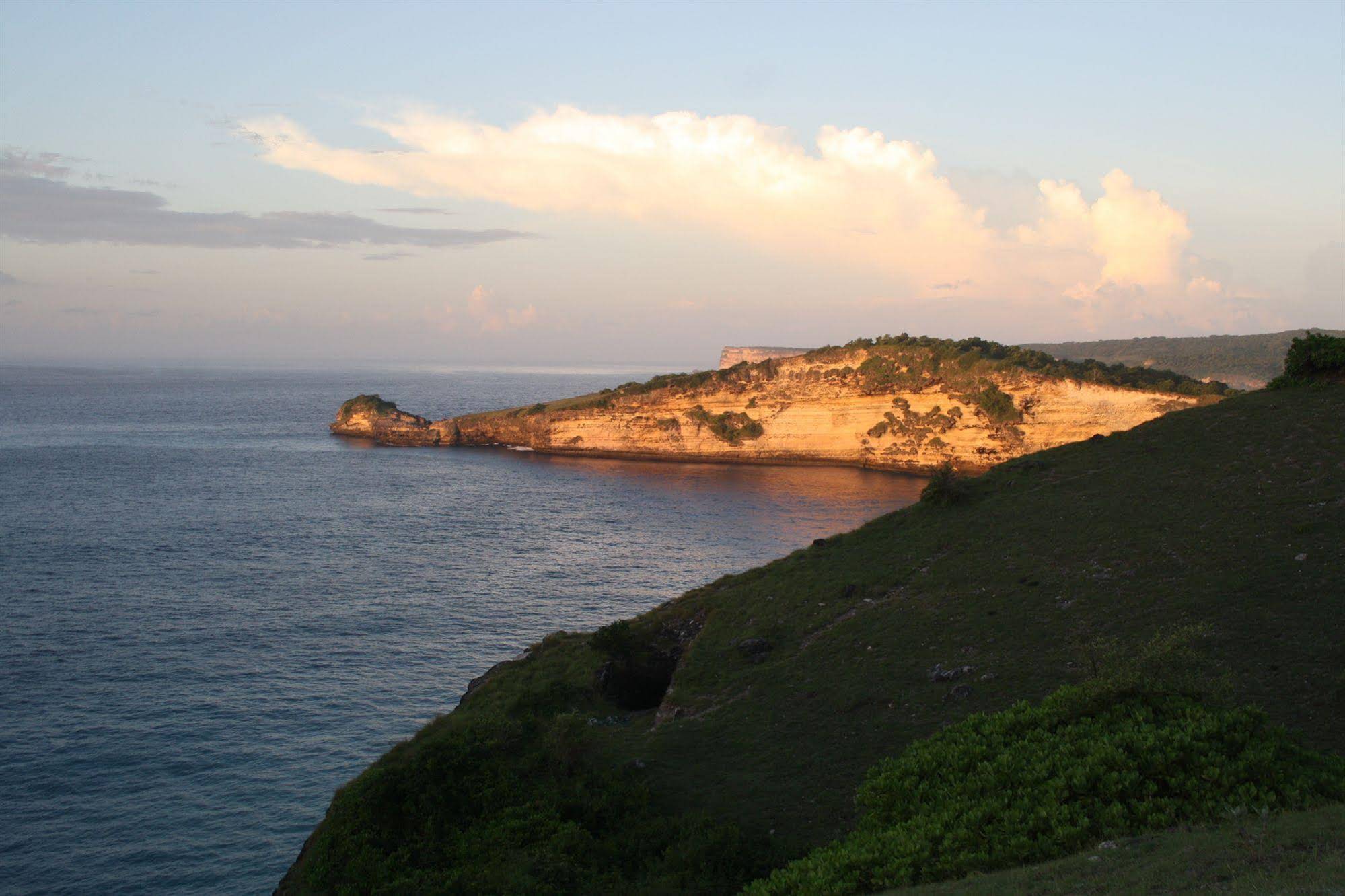 Jeeva Beloam Beach Camp