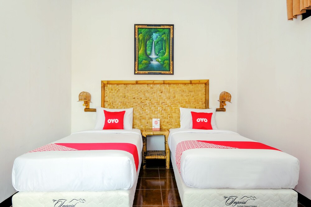 Surya Karhyn Hotel & Restaurant