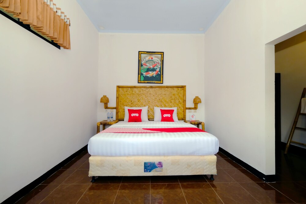Surya Karhyn Hotel & Restaurant