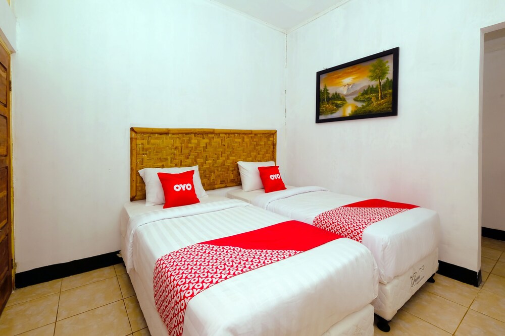 Surya Karhyn Hotel & Restaurant