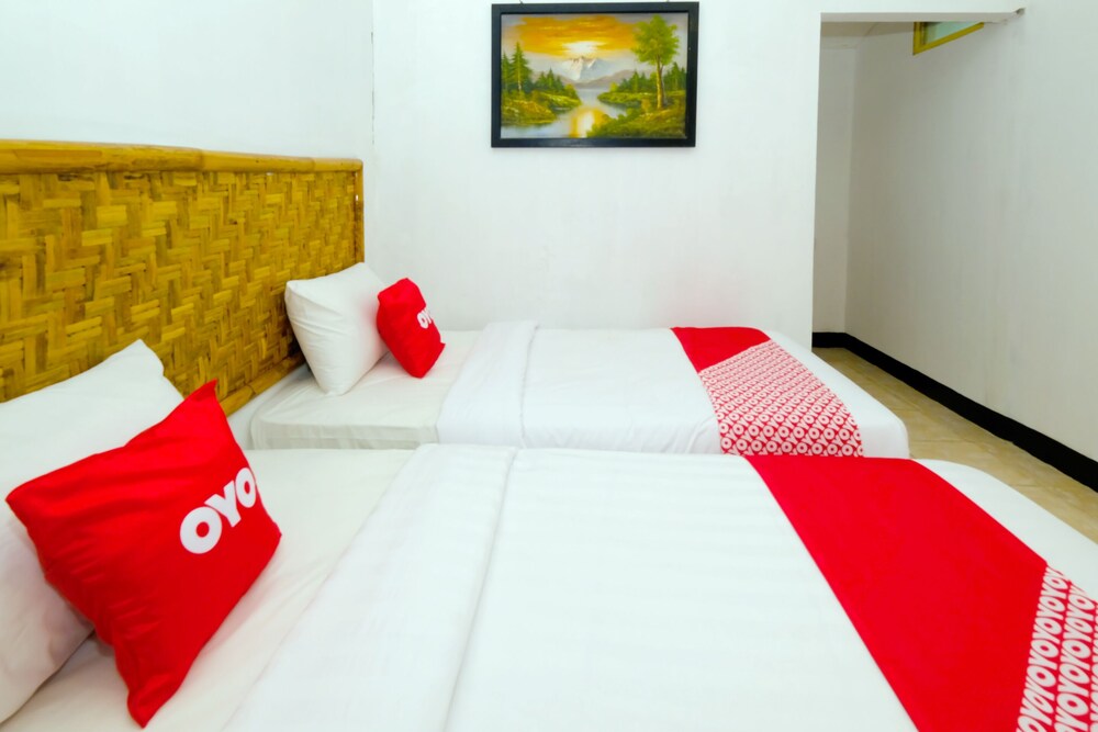 Surya Karhyn Hotel & Restaurant