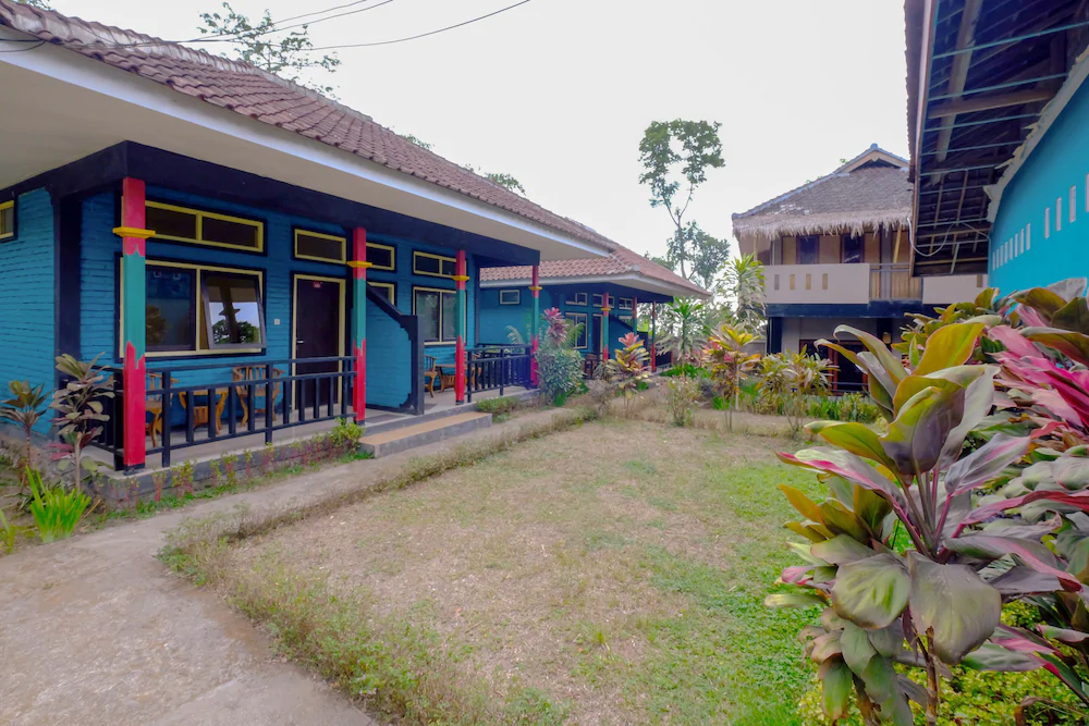 Surya Karhyn Hotel & Restaurant