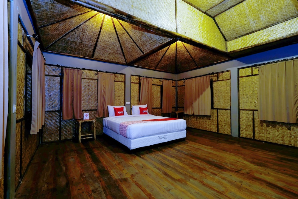 Surya Karhyn Hotel & Restaurant